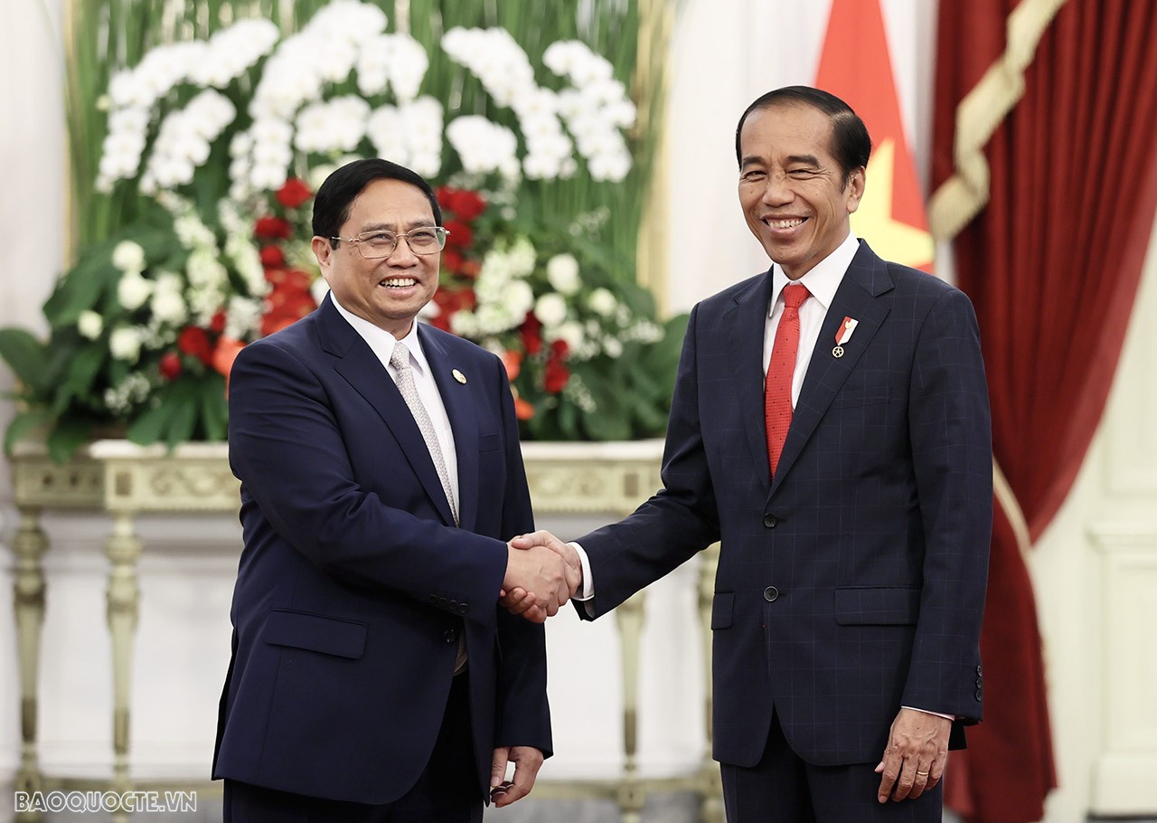 PM Pham Minh Chinh met with Indonesian President Joko Widodo in Jakarta
