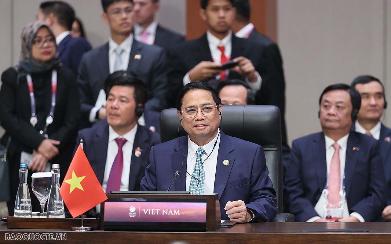 Ngày 5/9, Thủ tướng Chính phủ Phạm Minh Chính dẫn đầu đoàn đại biểu Việt Nam dự phiên toàn thể Hội nghị cấp cao ASEAN-43 tại Trung tâm Hội nghị Jakarta. (Ảnh: Anh Sơn)