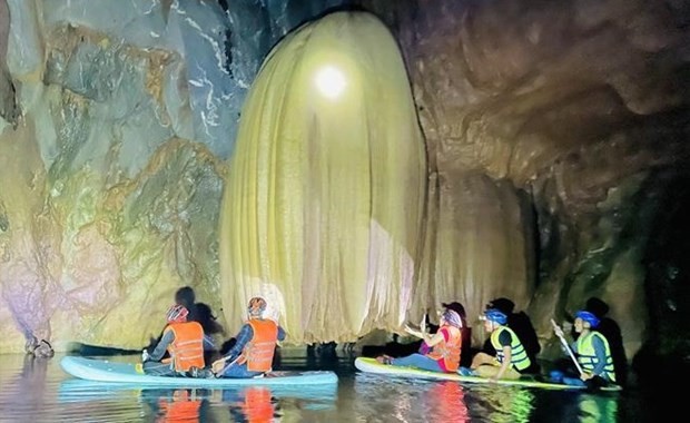 New cave discovered in Quang Binh | Travel | Vietnam+ (VietnamPlus)