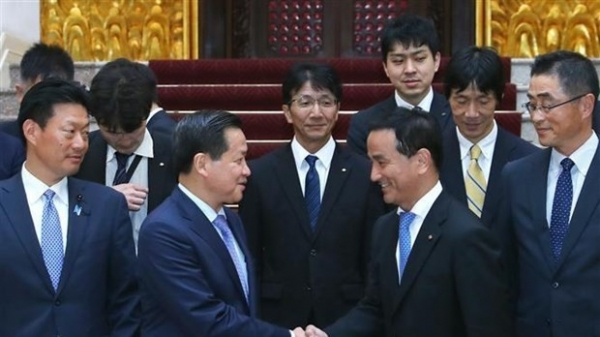 Deputy PM Le Minh Khai receives Governor of Japan’s Yamaguchi prefecture