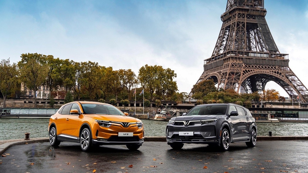 Hai mẫu xe SUV điện VinFast VF8 và VF9 tại Paris, Pháp (Nguồn: Vin)