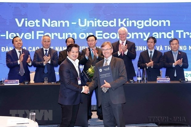 Symposium to review achievements, prospects of Vietnam - UK relations