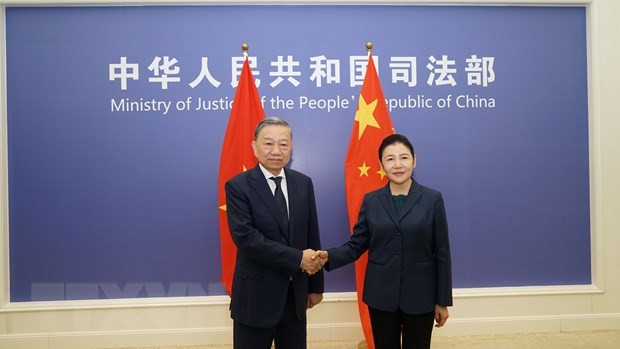Minister of Public Security  To Lam meets Chinese officials in Beijing
