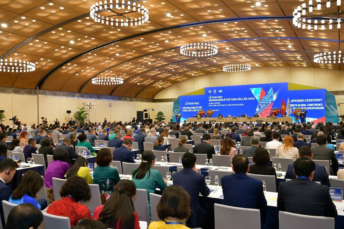 Review on external affairs from Sept.11-17: New chapter in Vietnam-US ties, PM’s attendance at CAEXPO, CABIS; 9th Young Parliamentarians Conference Review on external affairs from Sept.11-17: New chapter in Vietnam-US ties, PM’s attendance at CAEXPO, CABIS; 9th Young Parliamentarians Conference