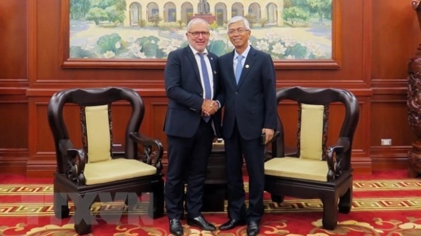 HCM City Vice Chairman receives Mayor of France's Nevers city