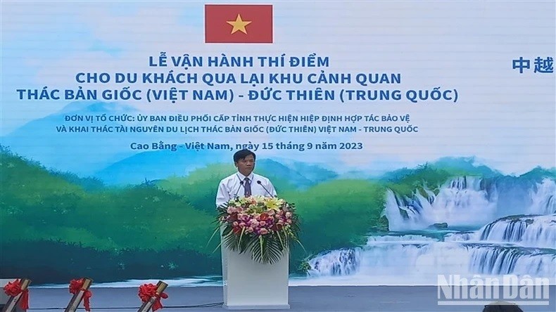Leader of Cao Bang Province speak at the ceremony. (Photo: NDO)