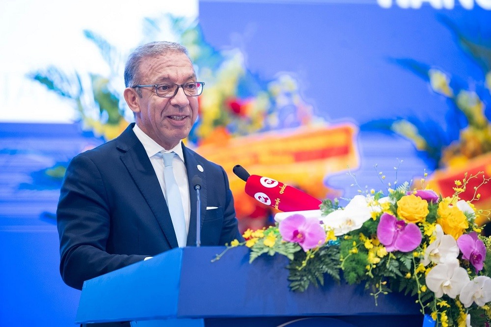 (09.17) IPU President Duarte Pacheco spoke at the press conference. (Photo: Quochoi.vn)