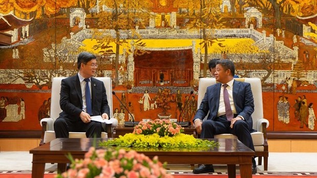 Hanoi Vice Chairman welcomes Mayor of China’s Shenzhen, promoting cooperation