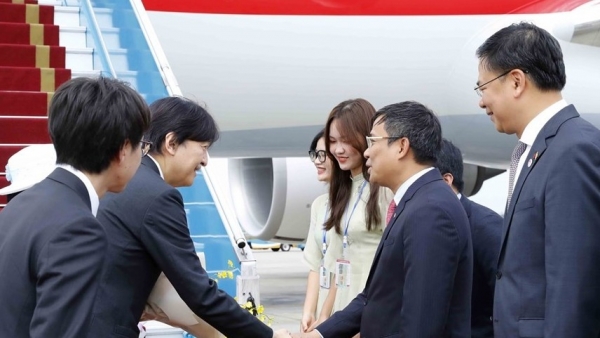 Japanese Crown Prince Akishino, Crown Princess Kiko arrived in Hanoi, starting visit to Vietnam