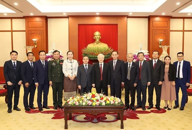 General Secretary Nguyen Phu Trong receives outgoing Lao Ambassador