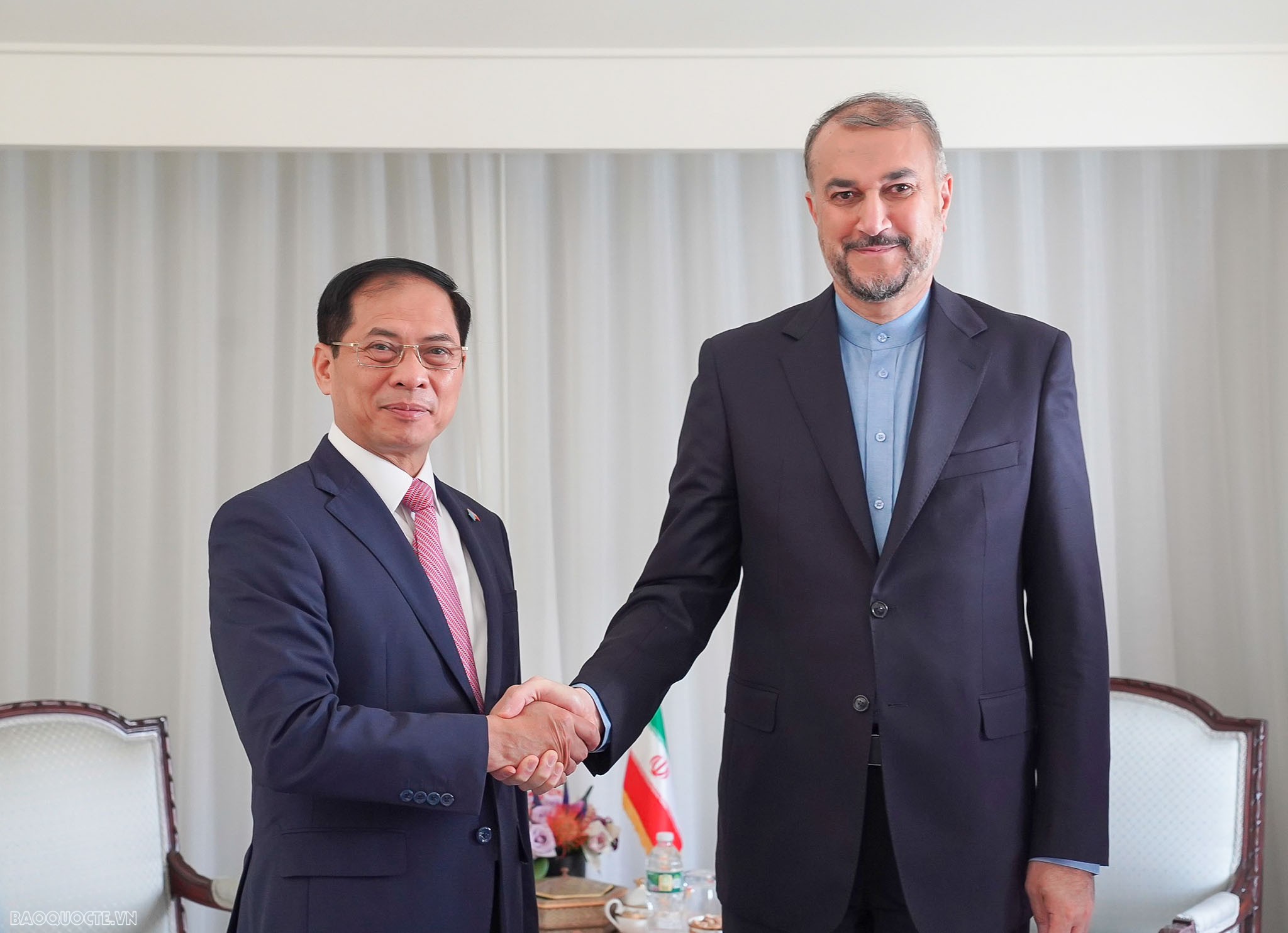 Bộ trưởng Ngoại giao Bùi Thanh Sơn và Bộ trưởng Ngoại giao Iran Hossein Amir Abdollahian.