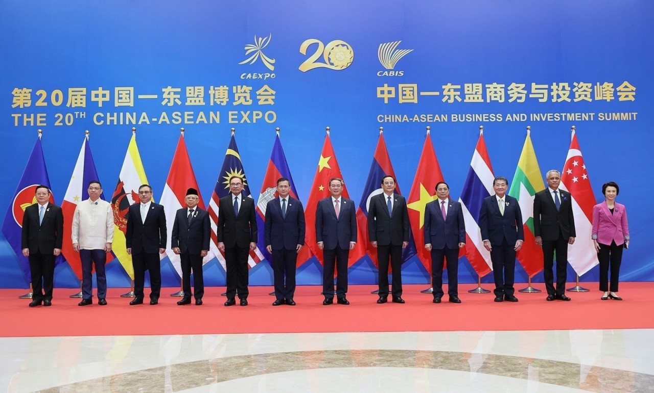 Review on external affairs from Sept.11-17: New chapter in Vietnam-US ties, PM’s attendance at CAEXPO, CABIS; 9th Young Parliamentarians Conference Review on external affairs from Sept.11-17: New chapter in Vietnam-US ties, PM’s attendance at CAEXPO, CABIS; 9th Young Parliamentarians Conference
