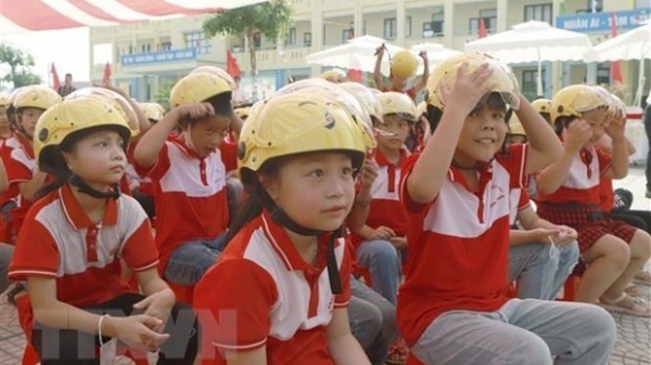 Two million helmets to be presented to first graders in this school year
