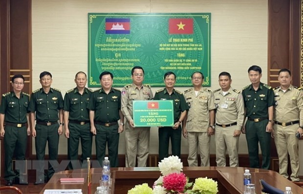 Vietnamese, Cambodian border guards forces coordinate in border management | Society | Vietnam+ (VietnamPlus)