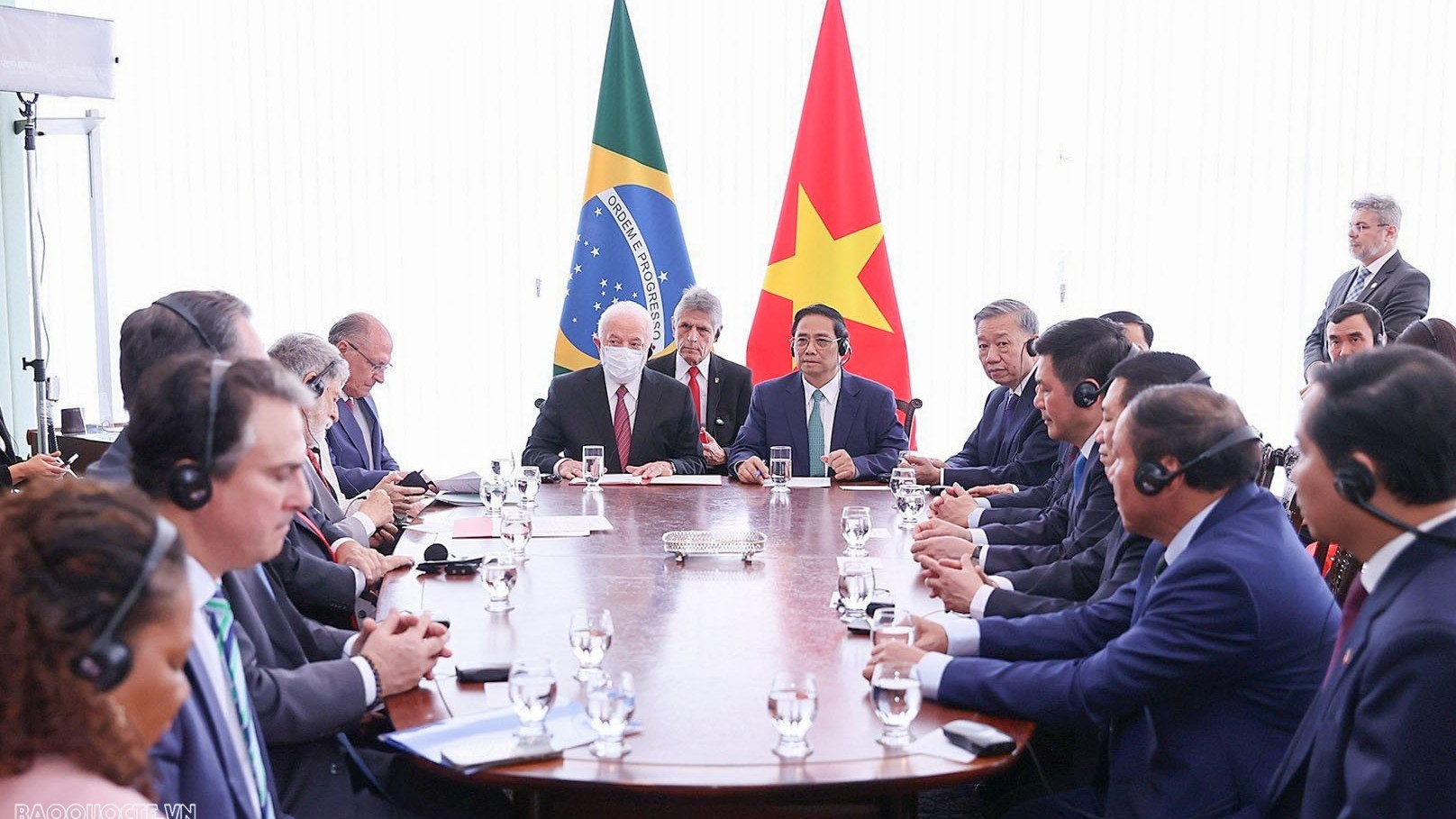 PM Pham Minh Chinh, Brazilian President Lula da Silva discuss measures for augmenting ties
