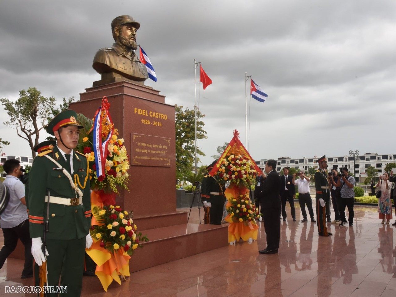 Leader of Cuban National Assembly Lazo Hernandez wraps up Vietnam visit