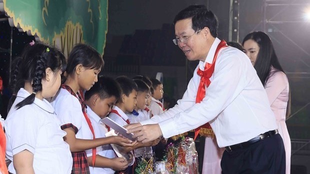 President Vo Van Thuong attends Mid-Autumn event in Binh Phuoc