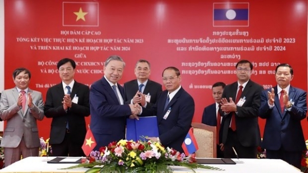 Vietnam, Laos Public Security Ministries enhance cooperation