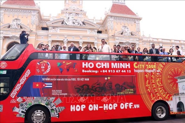 HCM City runs special buses to promote Vietnam-Cuba solidarity