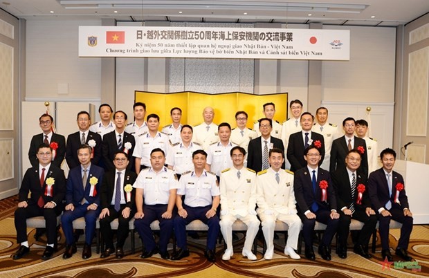 Vietnam Coast Guard ship docked at Shinko Port to visit Japan