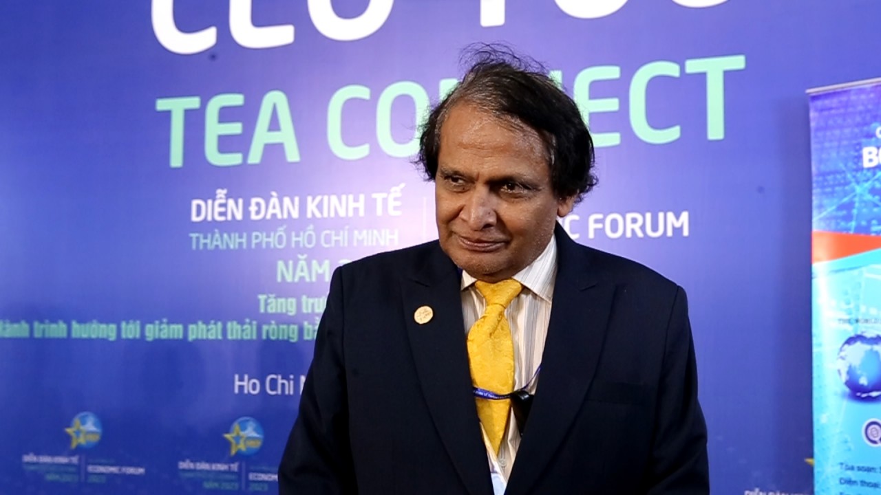 (10.05) Cựu Bộ trưởng Suresh Prabhu chia sẻ về tiềm năng hợp tác phát triển xanh giữa Ấn Độ và Việt Nam nói chung, TP. Hồ Chí Minh nói riêng. (Ảnh: Bến Thành