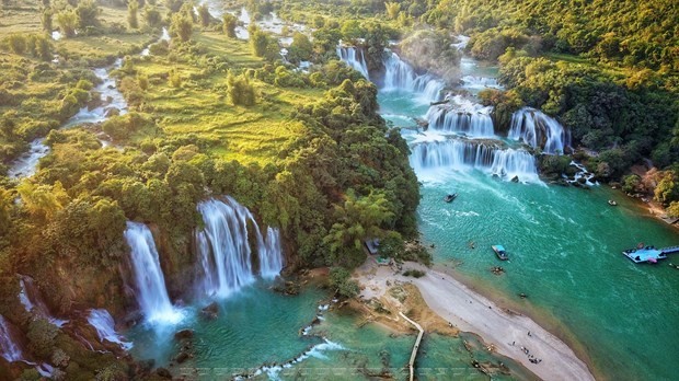 Ban Gioc Waterfalls Tourism Festival 2023 is free for visitors in three days