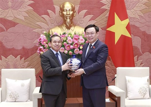 NA Chairman receives outgoing Lao ambassador