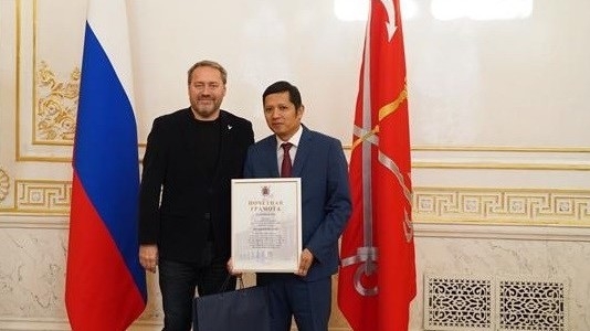 St. Petersburg awarded individuals for contributions to Russia-Vietnam friendship