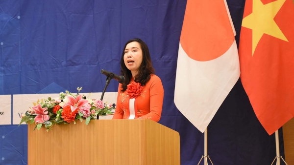 Deputy  Minister of Foreign Affairs meets with Vietnamese community in Japan’s Kyushu