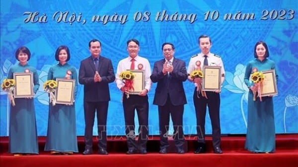 Prime Minister appreciates initiatives helping Vietnam overcome pandemic