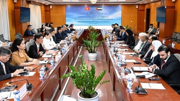 5th meeting of Vietnam-UAE Inter-Governmental Committee convenes in Hanoi
