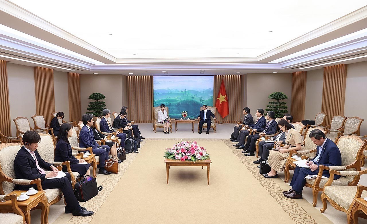 Prime Minister Pham Minh Chinh receives Foreign Minister of Japan Kamikawa Yoko