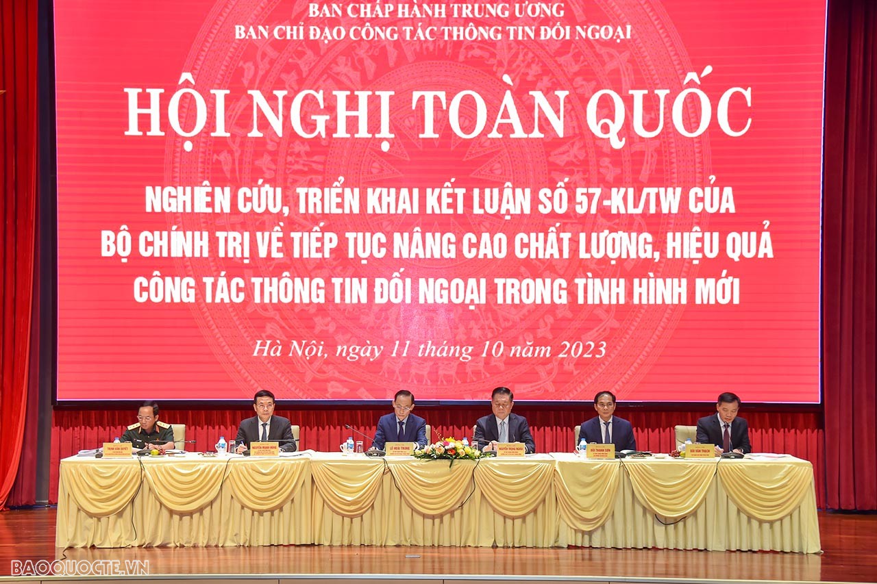ngày 11/10, tại Nhà làm việc mới của Bộ Ngoại giao, Ban Chỉ đạo Công tác thông tin đối ngoại tổ chức Hội nghị toàn quốc nghiên cứu, triển khai nội dung Kết luận số 57-KL/TW, ngày 15/6/2023 của Bộ Chính trị về tiếp tục nâng cao chất lượng, hiệu quả công tá
