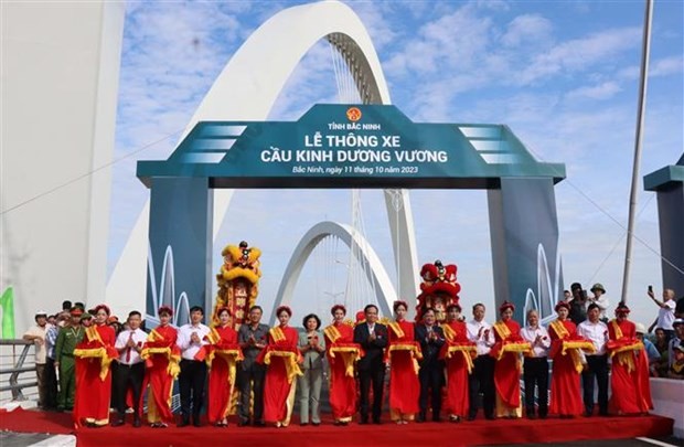 Bac Ninh opens Kinh Duong Vuong bridge with highest steel arch in Vietnam