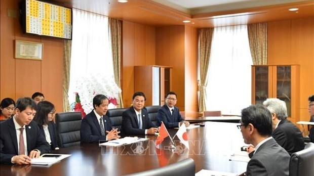 Vietnam, Japan Ministers foster educational cooperation