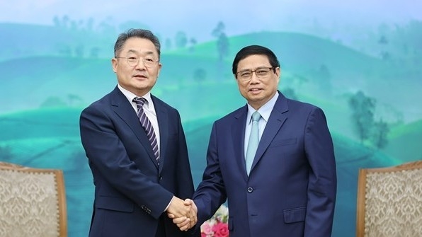 PM Pham Minh Chinh receives CEO of Amkor Technology to develop semiconductor industry