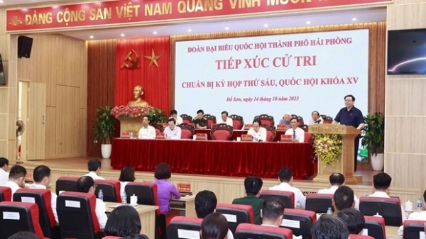 Chairman of the National Assembly meets Hai Phong voters ahead of NA’s sixth session