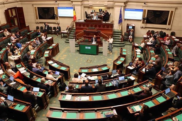 Review on external affairs from Oct. 2-8: Belgian Chamber of Representatives passed Resolution to support Vietnamese AO victims; Honoring President H Review on external affairs from Oct. 2-8: Belgian Chamber of Representatives passed Resolution to support Vietnamese AO victims; Honoring President H