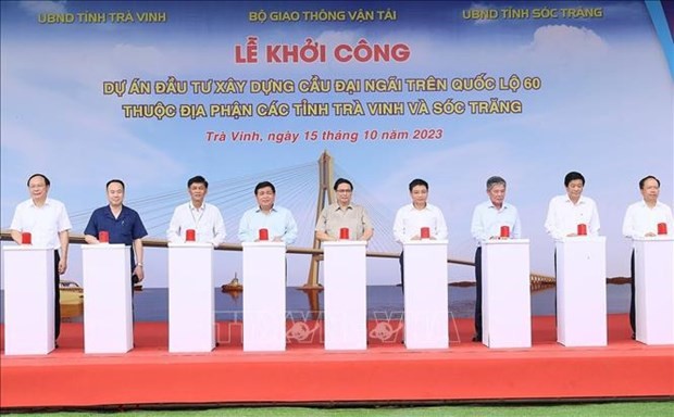 PM Pham Minh Chinh attends ground-breaking ceremony for bridge connecting Mekong Delta provinces