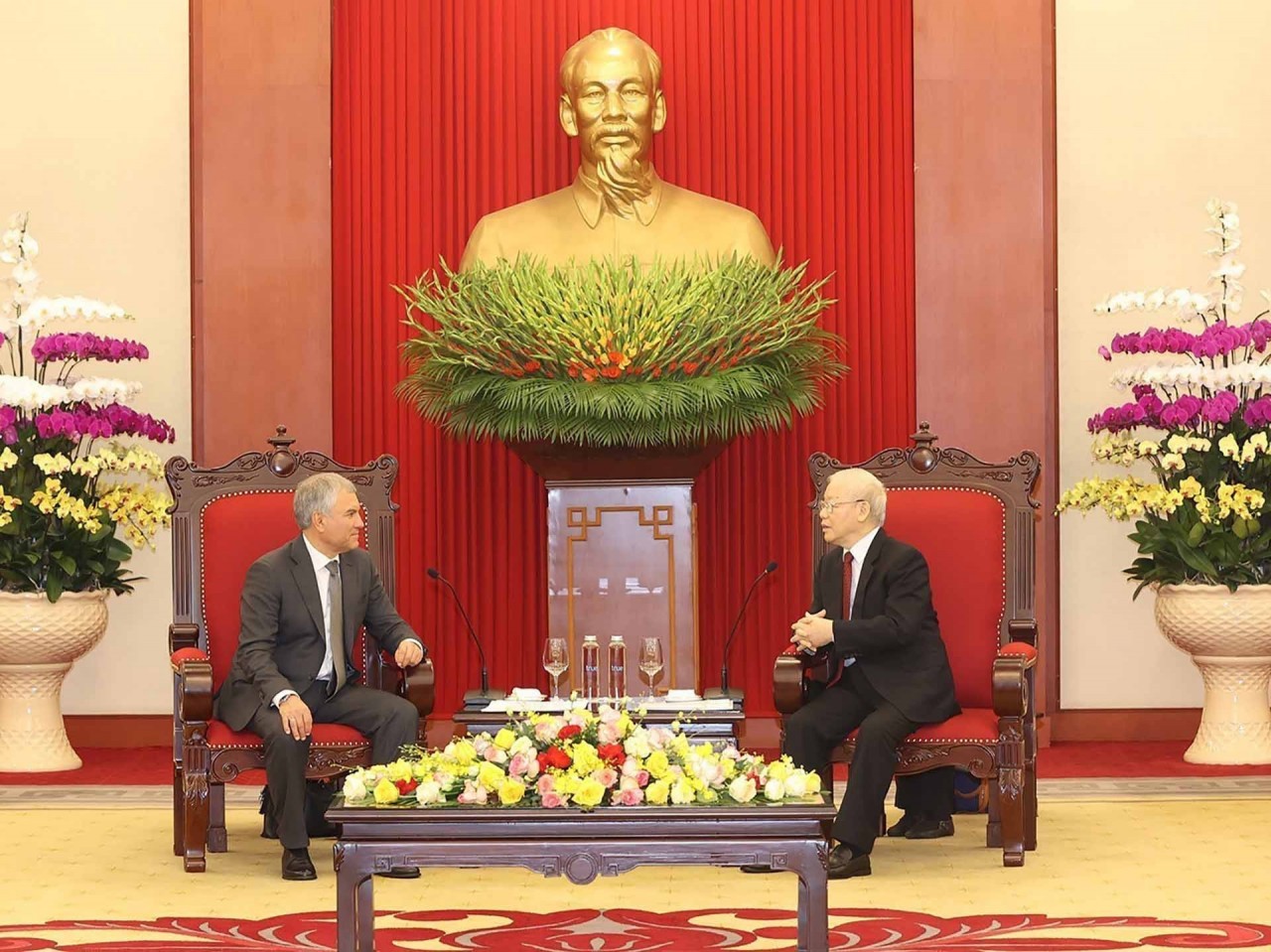 Review on external affairs from Oct.9-15: Chairman of Russian State Duma&rsquo;s visit to Vietnam; Bringing Vietnam-Japan ties to new heights