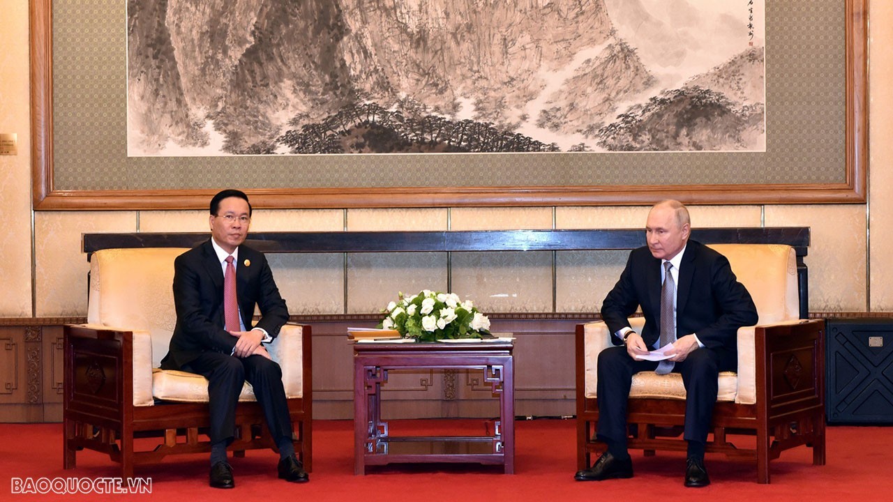 President Vo Van Thuong meets with Russian President Vladimir Putin in Beijing