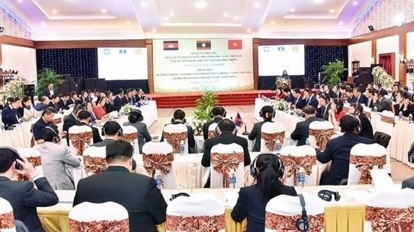 Vietnam, Laos, Cambodia NAs boost economic cooperation for sustainable development