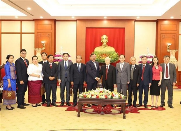 Party General Secretary Nguyen Phu Trong receives CPP External Relations Commission Head