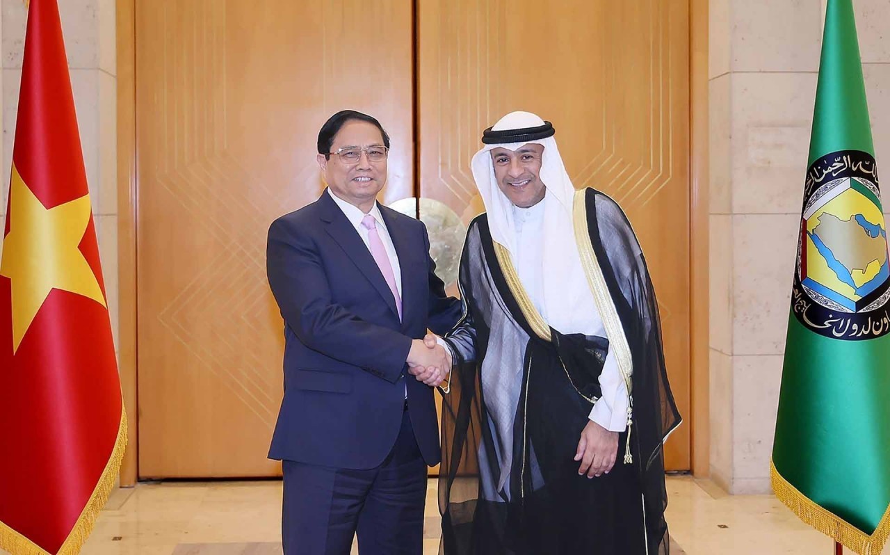 PM Pham Minh Chinh visits Gulf Cooperation Council’s headquarters