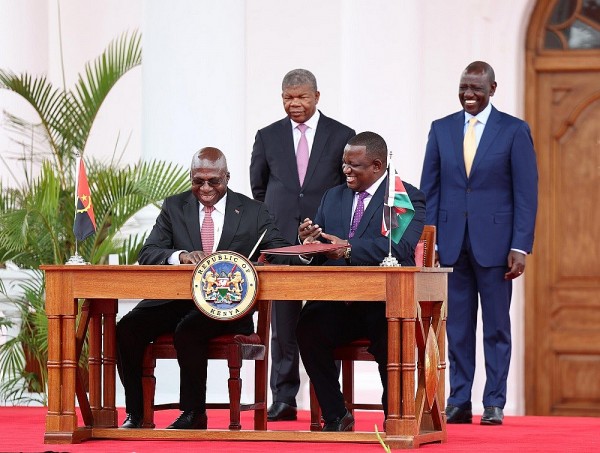 Kenya triển khai miễn thị thực, sớm nối lại đường bay thẳng tới Angola