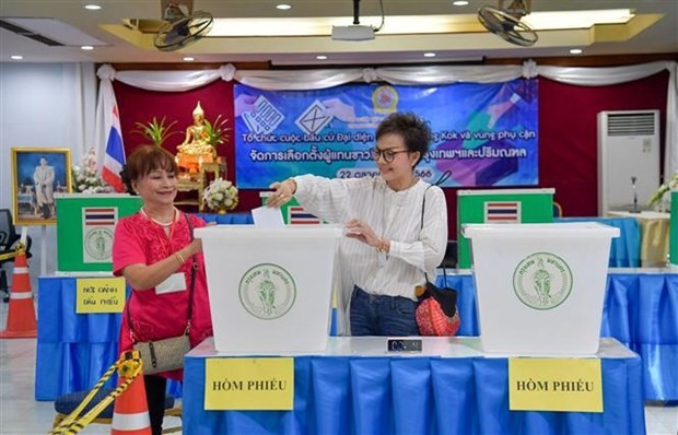 Vietnamese expatriates in Bangkok join first intra-community election