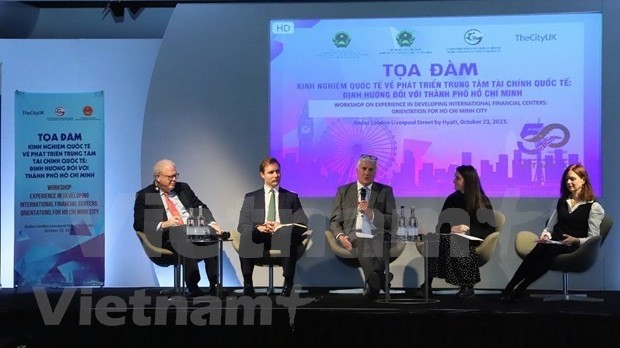 Vietnam, UK share experience in developing international financial centre: Seminar in London