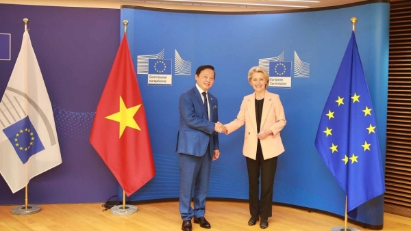 Deputy PM Tran Hong Ha meets EC President Ursula von der Leyen in Brussels