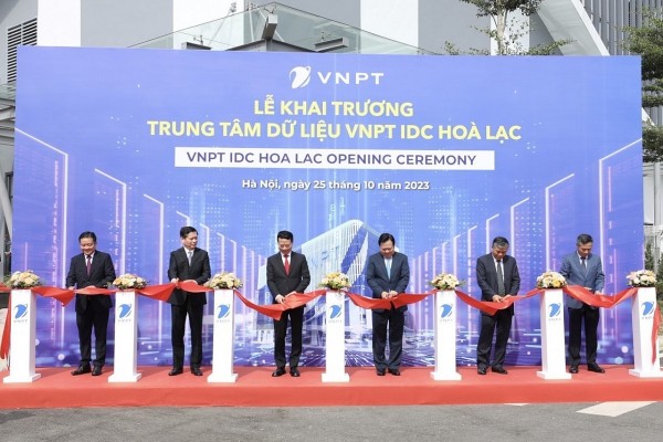 Vietnam’s largest data center launched in Hanoi
