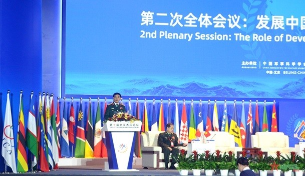 Đại tướng Phan Văn Giang phát biểu tại phiên toàn thể thứ 2 của Diễn đàn Hương Sơn Bắc Kinh lần thứ 10.